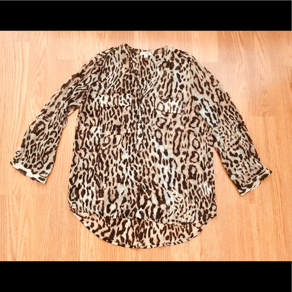 A Polyester top
